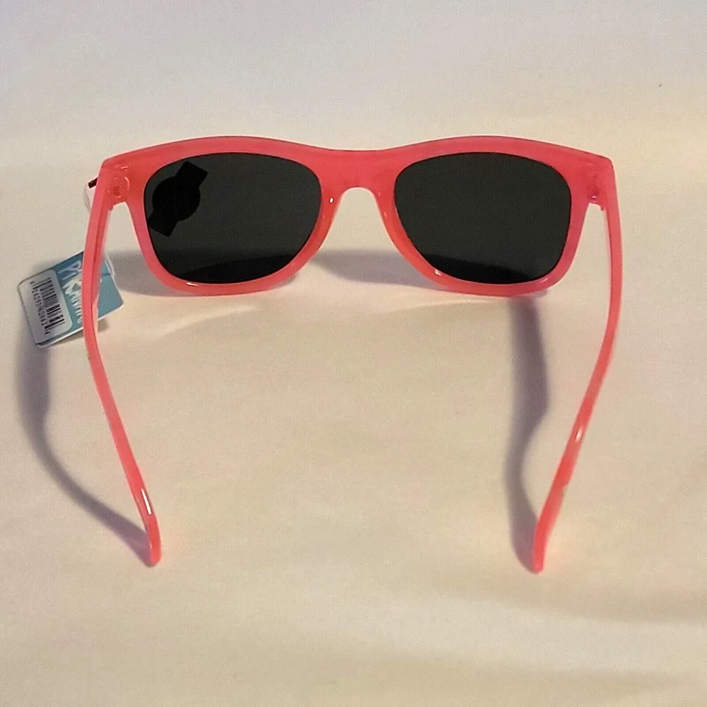 Piranha Kidz Sunglasses Style # 62062 Pink Silver Speck Frame